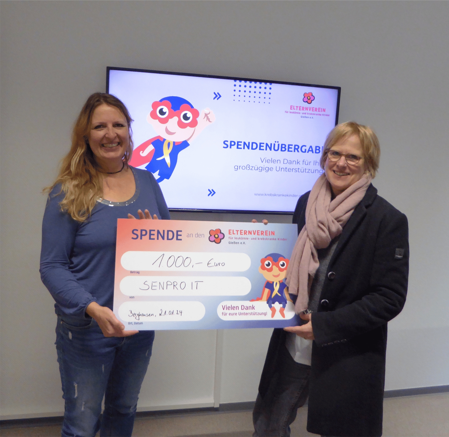 Andrea Bartunek (SENPRO IT) und Natascha Becht (Elternverein Gießen) (Die Bildrechte liegen bei dem Verfasser der Mitteilung.) Andrea Bartunek (SENPRO IT) und Natascha Becht (Elternverein Gießen) (Die Bildrechte liegen bei dem Verfasser der Mitteilung.)
