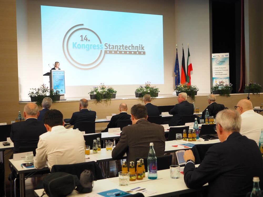 Das Programm zum 15. Kongress Stanztechnik 2025 am 7. und 8. April steht (Foto: auchkomm).