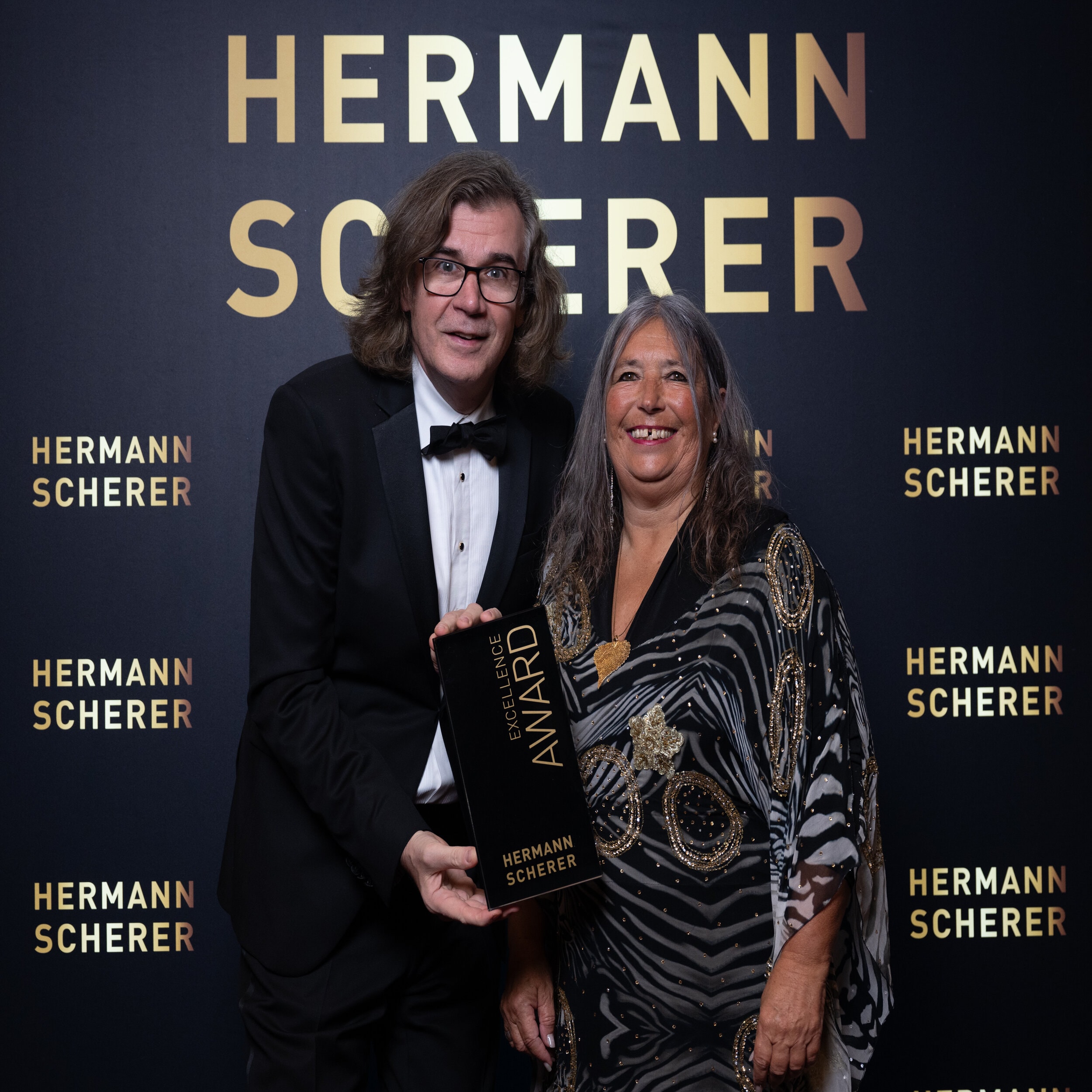 Verleihung des Excellence Award (Bildquelle: @Justin Bockey)