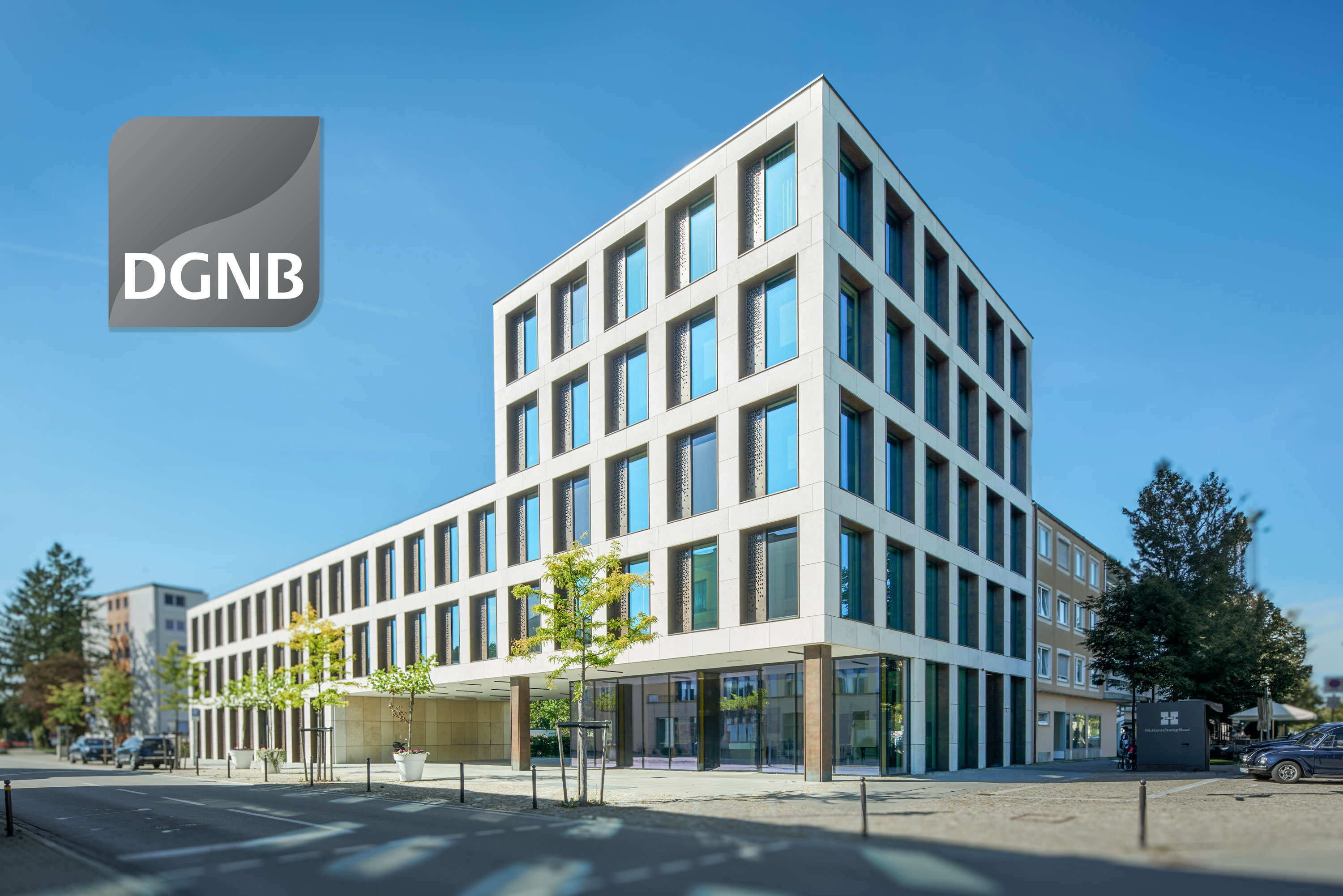 Der Firmensitz des Burghauser Unternehmens Hinterschwepfinger wurde von der DGNB zertifiziert.