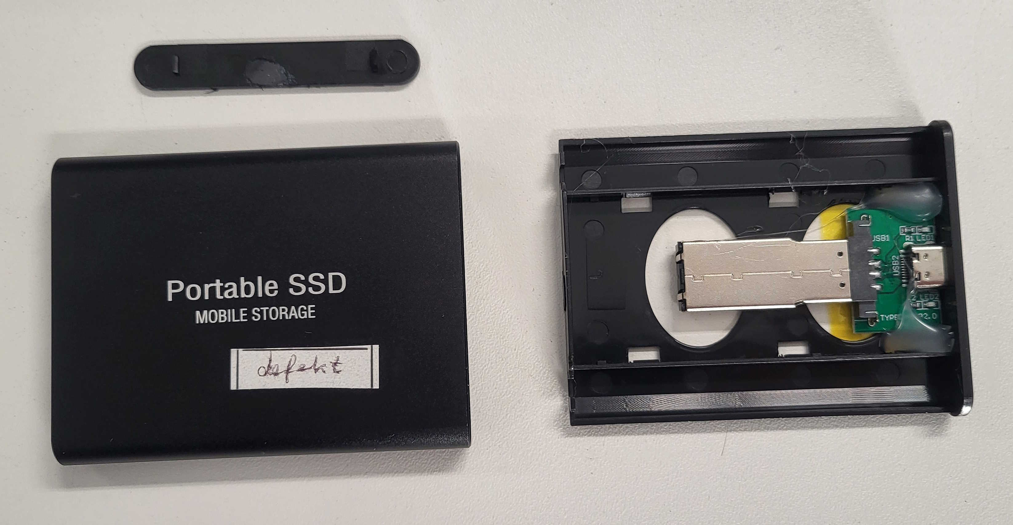 Der Ausfall des USB-Sticks deckte den Betrug mit einer Fake-SSD auf.