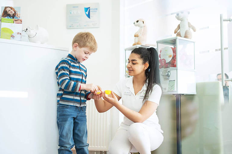 Kinderzahnheilkunde bei ZahnLevin (Die Bildrechte liegen bei dem Verfasser der Mitteilung.) Kinderzahnheilkunde bei ZahnLevin (Die Bildrechte liegen bei dem Verfasser der Mitteilung.)
