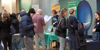 AUF IN DIE WELT Messe in Stuttgart – Viel Interesse am Auslandsjahr (Stiftung Völkerverständigung) AUF IN DIE WELT Messe in Stuttgart – Viel Interesse am Auslandsjahr (Stiftung Völkerverständigung)
