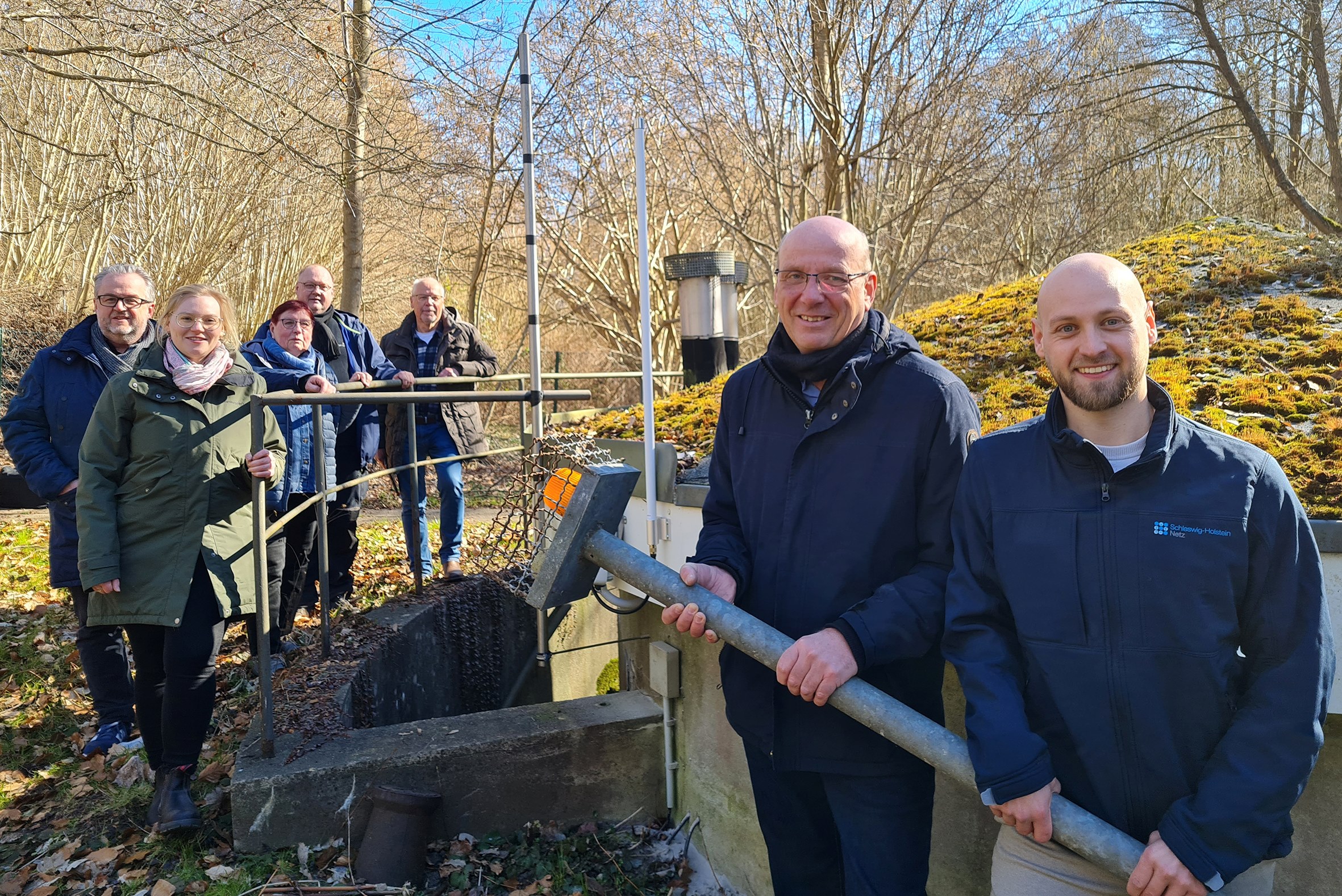Bürgermeisterinnen und Bürgermeister des Amtes Preetz-Land freuen sich über Vorteile der modernen IoT-Sensorik von HanseWerk Bürgermeisterinnen und Bürgermeister des Amtes Preetz-Land freuen sich über Vorteile der modernen IoT-Sensorik von HanseWerk