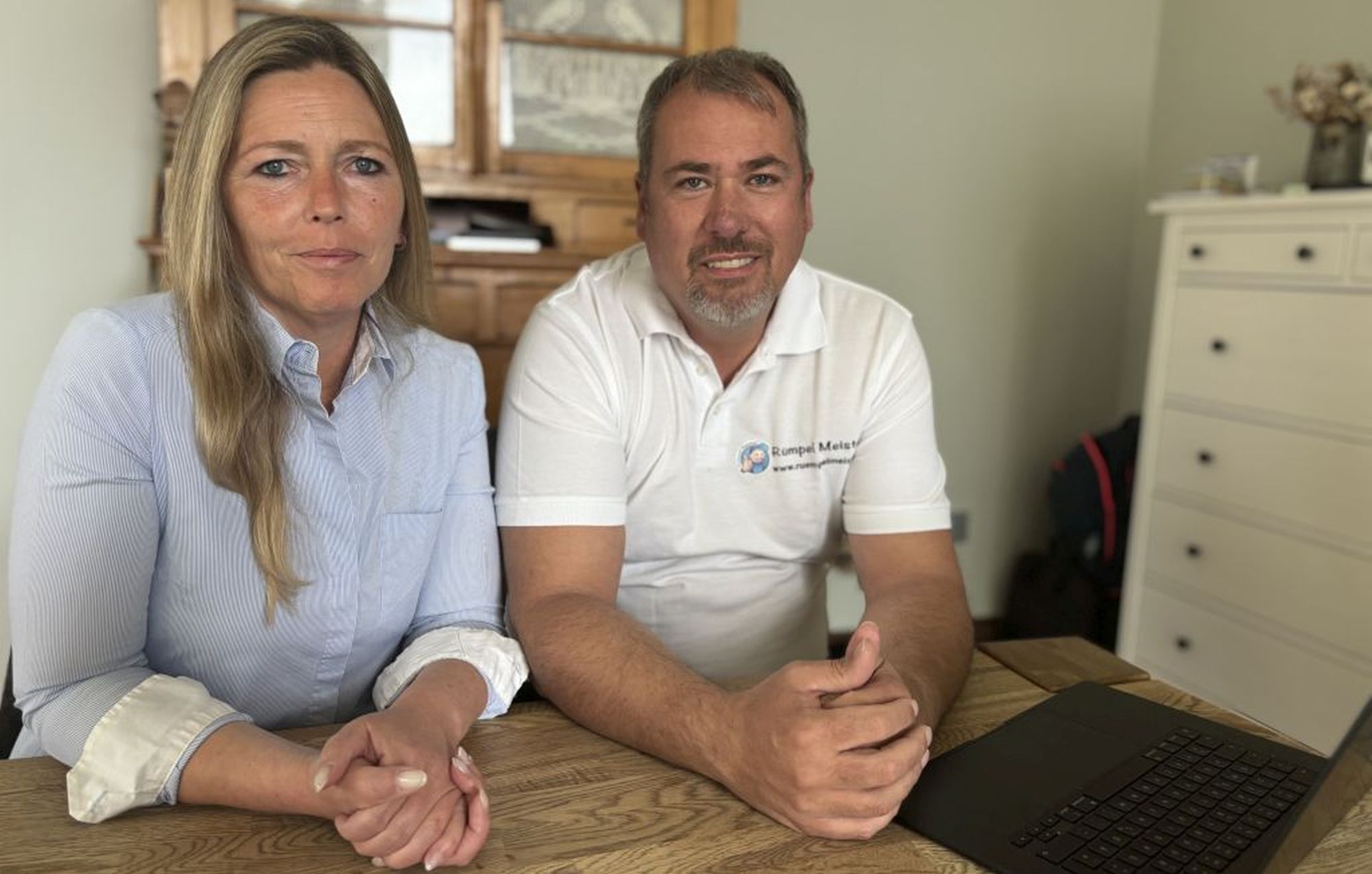 Rümpel Meister D.A.CH. GmbH - Geschäftsführerin Stephanie Pilko und Vertriebsleiter Stefan Schinkel (Die Bildrechte liegen bei dem Verfasser der Mitteilung.) Rümpel Meister D.A.CH. GmbH - Geschäftsführerin Stephanie Pilko und Vertriebsleiter Stefan Schinkel (Die Bildrechte liegen bei dem Verfasser der Mitteilung.)