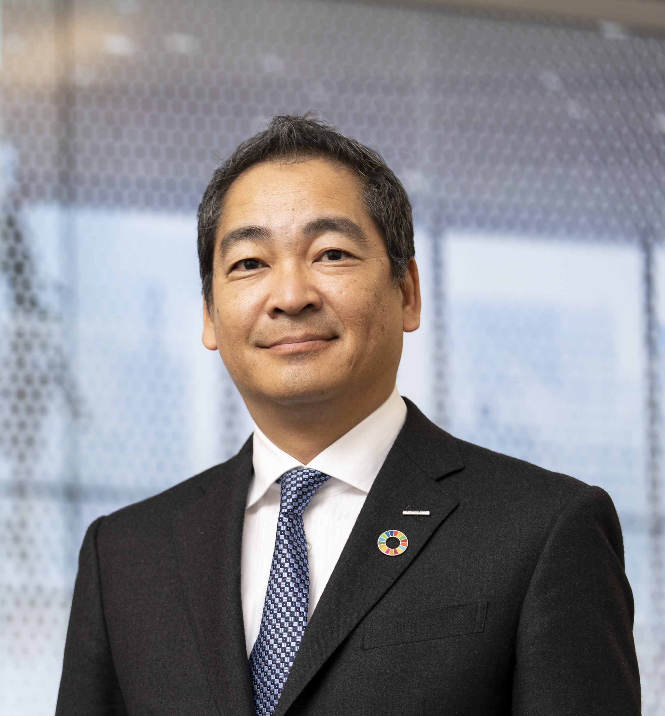 Ken Shinomiya (Bildquelle: Ken Shinomiya) Ken Shinomiya (Bildquelle: Ken Shinomiya)