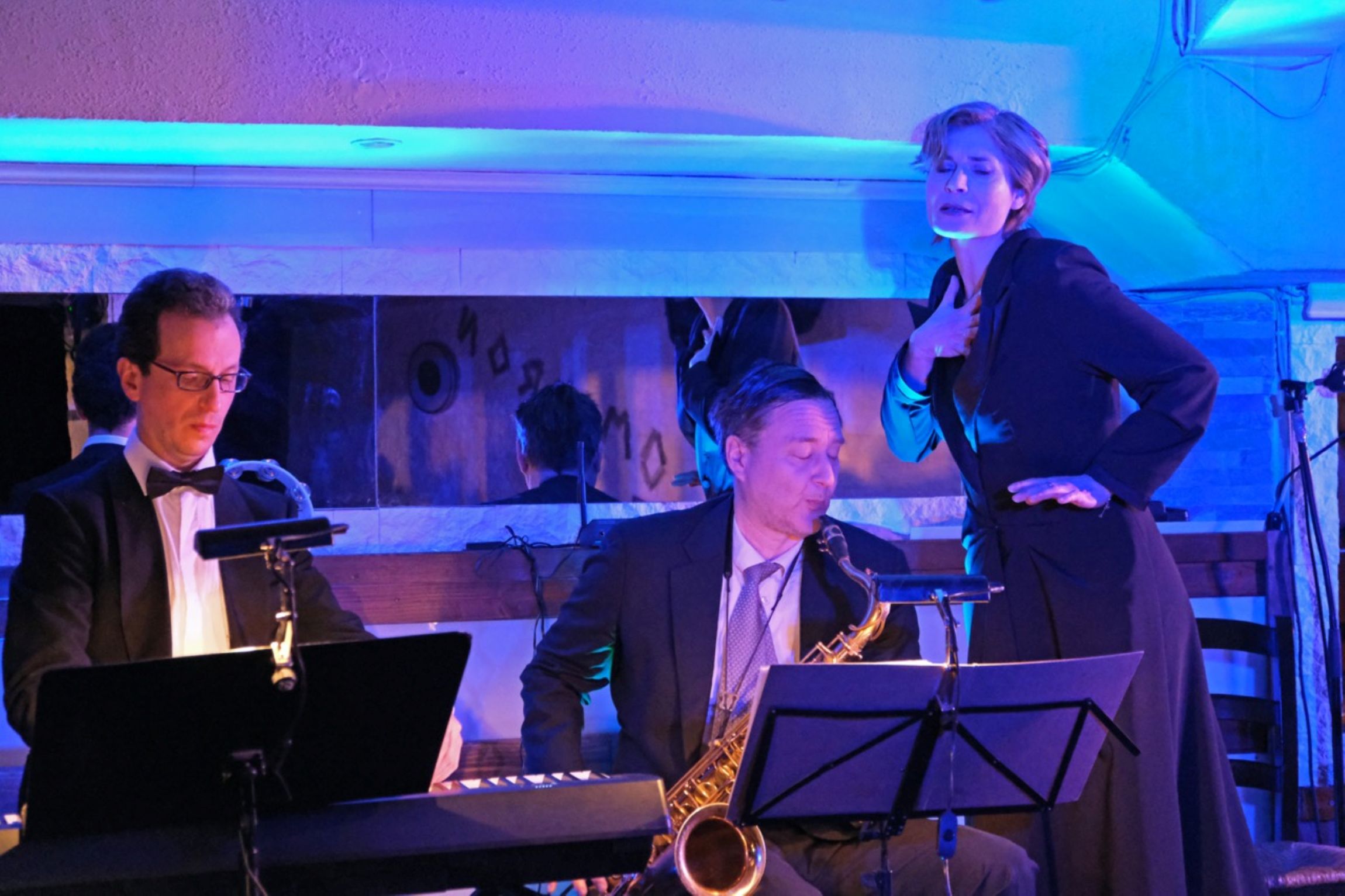 Zarah und die Geister-Sängerin Dzuna Kalnina©Kammeroper Frankfurt, Wolfgang Fuhrmannek