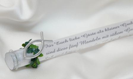 Giveaways und Platzhalter in eigener Kreation - hauseigene Werkstatt. Jola Simer, 28.04.25