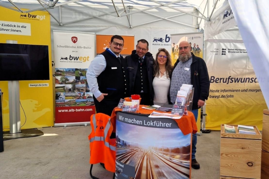 Daniela Koch und Team bei Stuttgart 21 (Die Bildrechte liegen bei dem Verfasser der Mitteilung.)