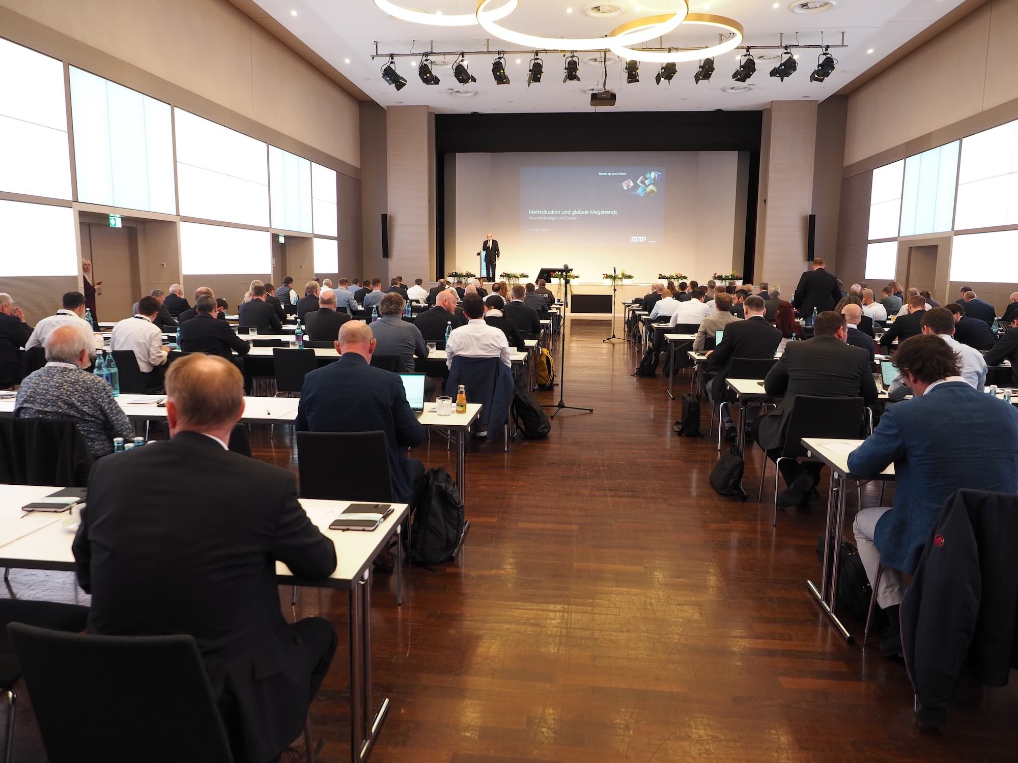 Der 15. Kongress Stanztechnik in Dortmund (Foto: Strategie X/Sylvia Meyborg).