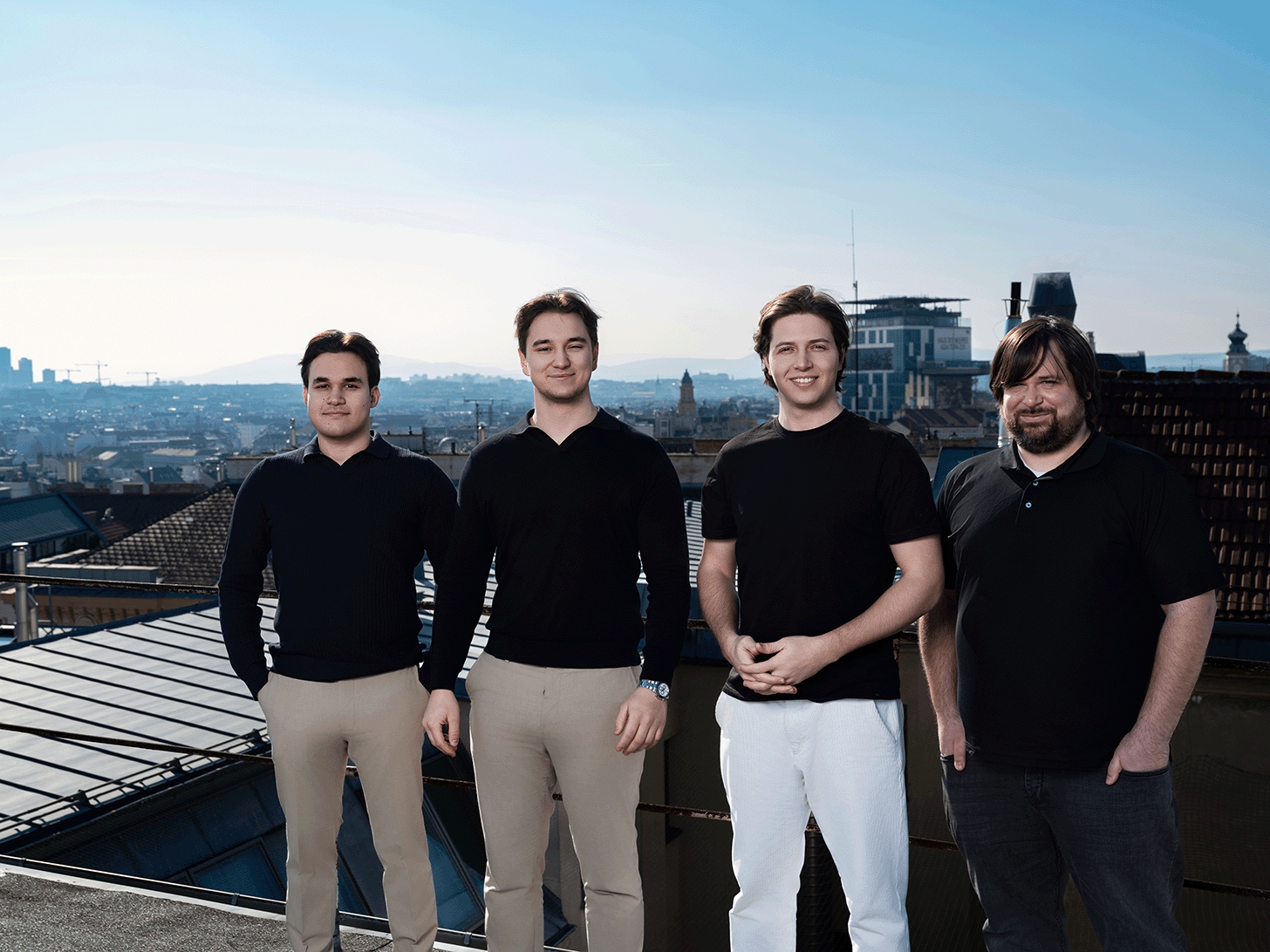 Die vier Lystio-Gründer Mikail Celik, Philipp Attensam, Constantin Weiland und Stefan Wagner. (Bildquelle:©Lystio)