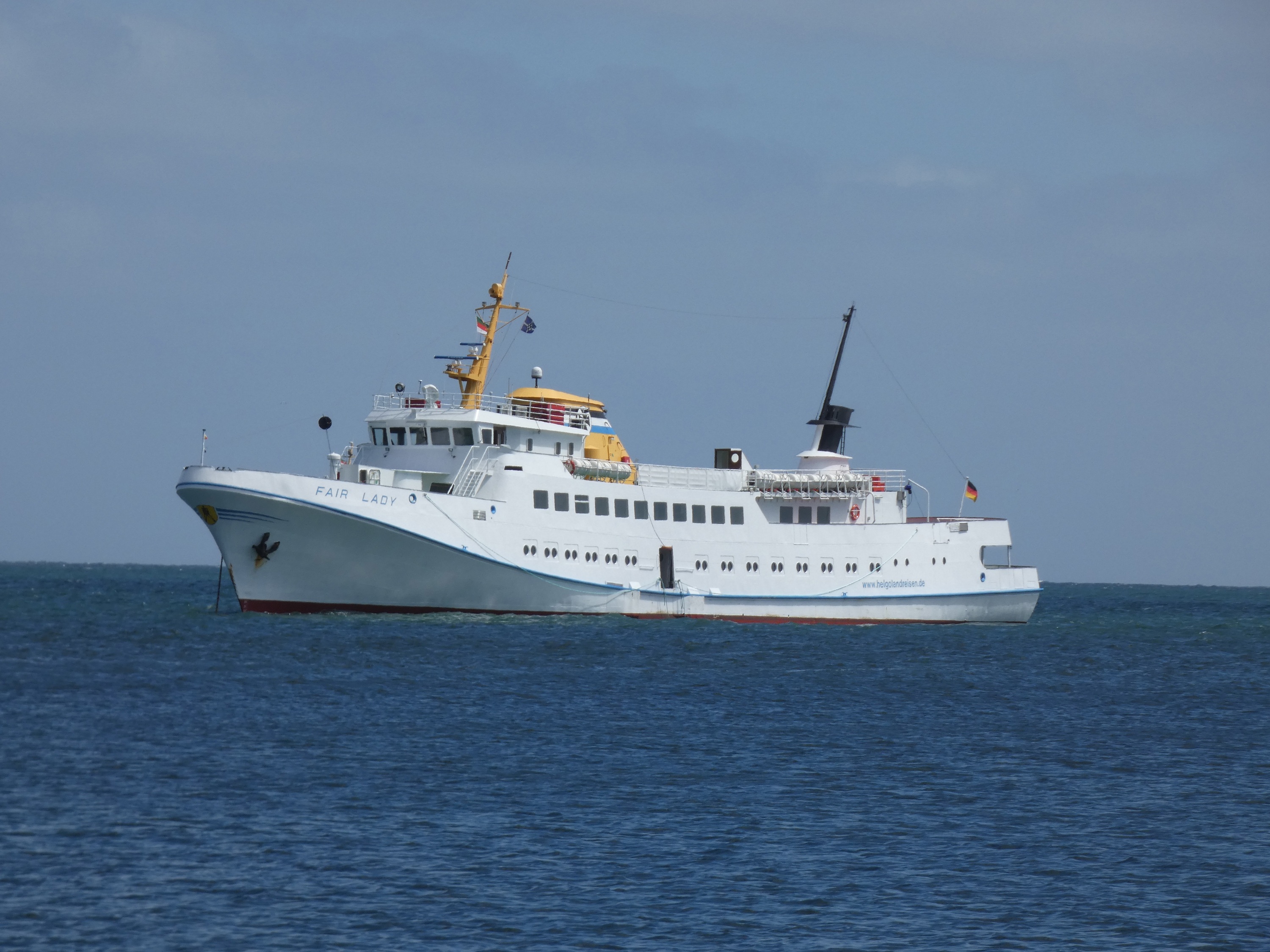 Die Inseltouristik und Adler Schiffe bieten Tagesfahrten nach Helgoland an. Zum Einsatz kommt das Bäderschiff MS Fair Lady. Die Inseltouristik und Adler Schiffe bieten Tagesfahrten nach Helgoland an. Zum Einsatz kommt das Bäderschiff MS Fair Lady.