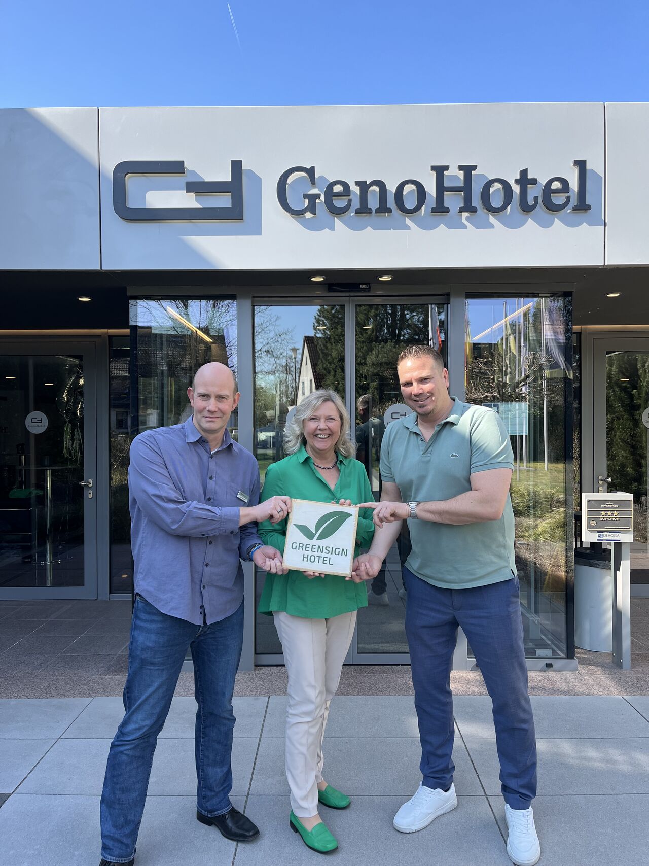 v.l.n.r. Uwe Mundorf (F&B Manager), Annett Reimers (GreenSign Auditorin), Benedikt Dahm (Leiter Tagungen & Veranstaltungen)