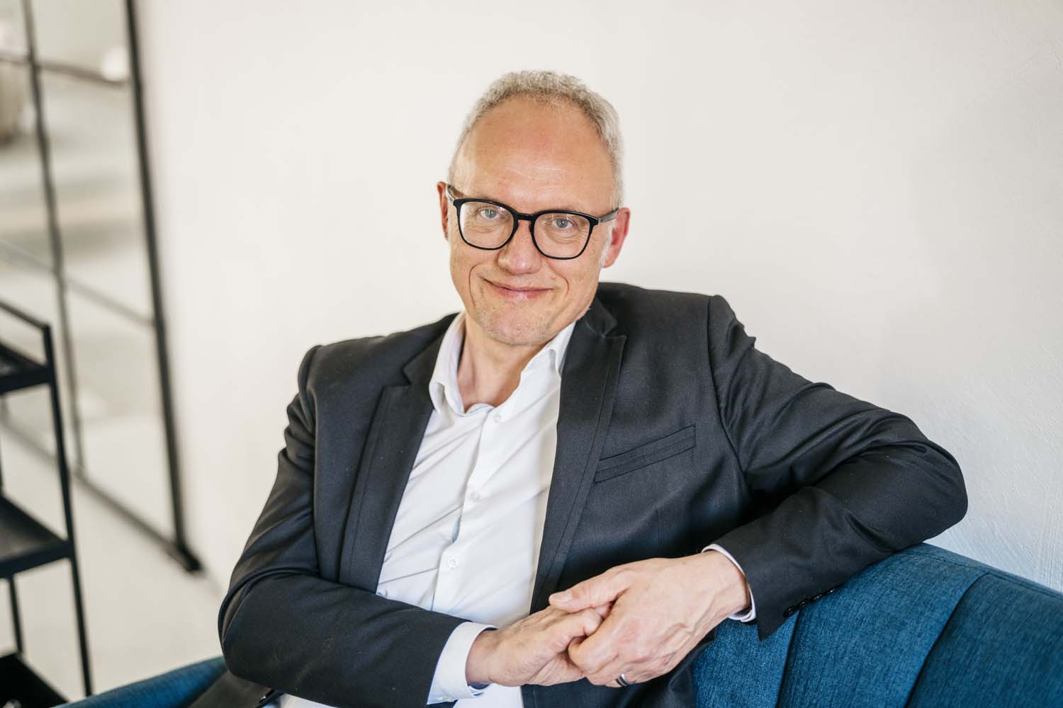 Frank Beckert traut und trauert für die Sinnhaftigkeit des Lebens