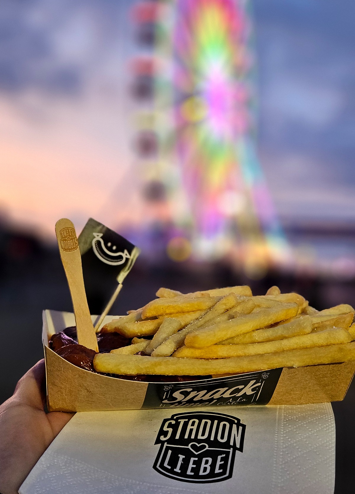 Currywurst der Meisterklasse - Stadionliebe®rockt das Festivalgeschäft (Die Bildrechte liegen bei dem Verfasser der Mitteilung.)