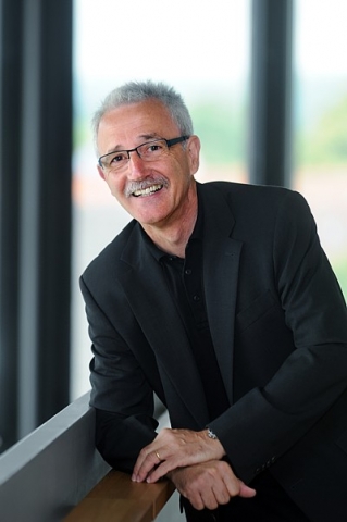 E. Rüdiger Weng - 10 Jahre Partner im Berater-Team Bau E. Rüdiger Weng - 10 Jahre Partner im Berater-Team Bau