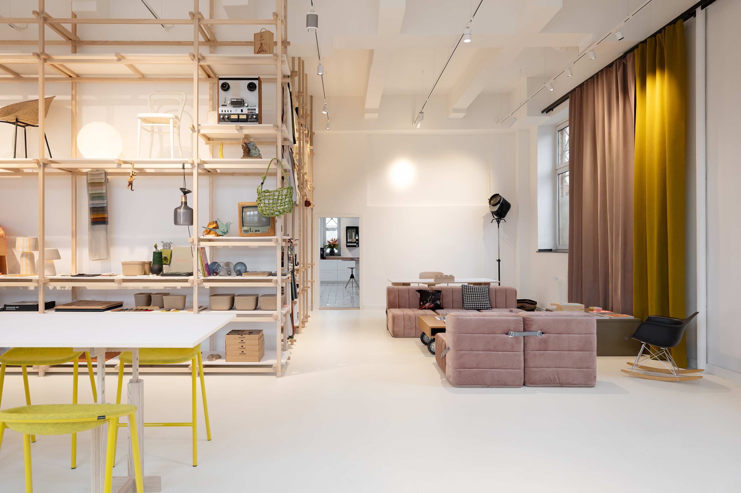 Netzwerkplattform und kuratierter Showroom cokon Netzwerkplattform und kuratierter Showroom cokon