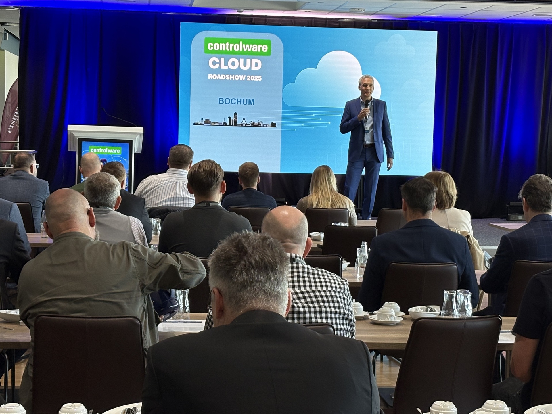 Im Mai 2025 besuchten Kunden an vier Standorten die Controlware Cloud Roadshow 2025. (Die Bildrechte liegen bei dem Verfasser der Mitteilung.)