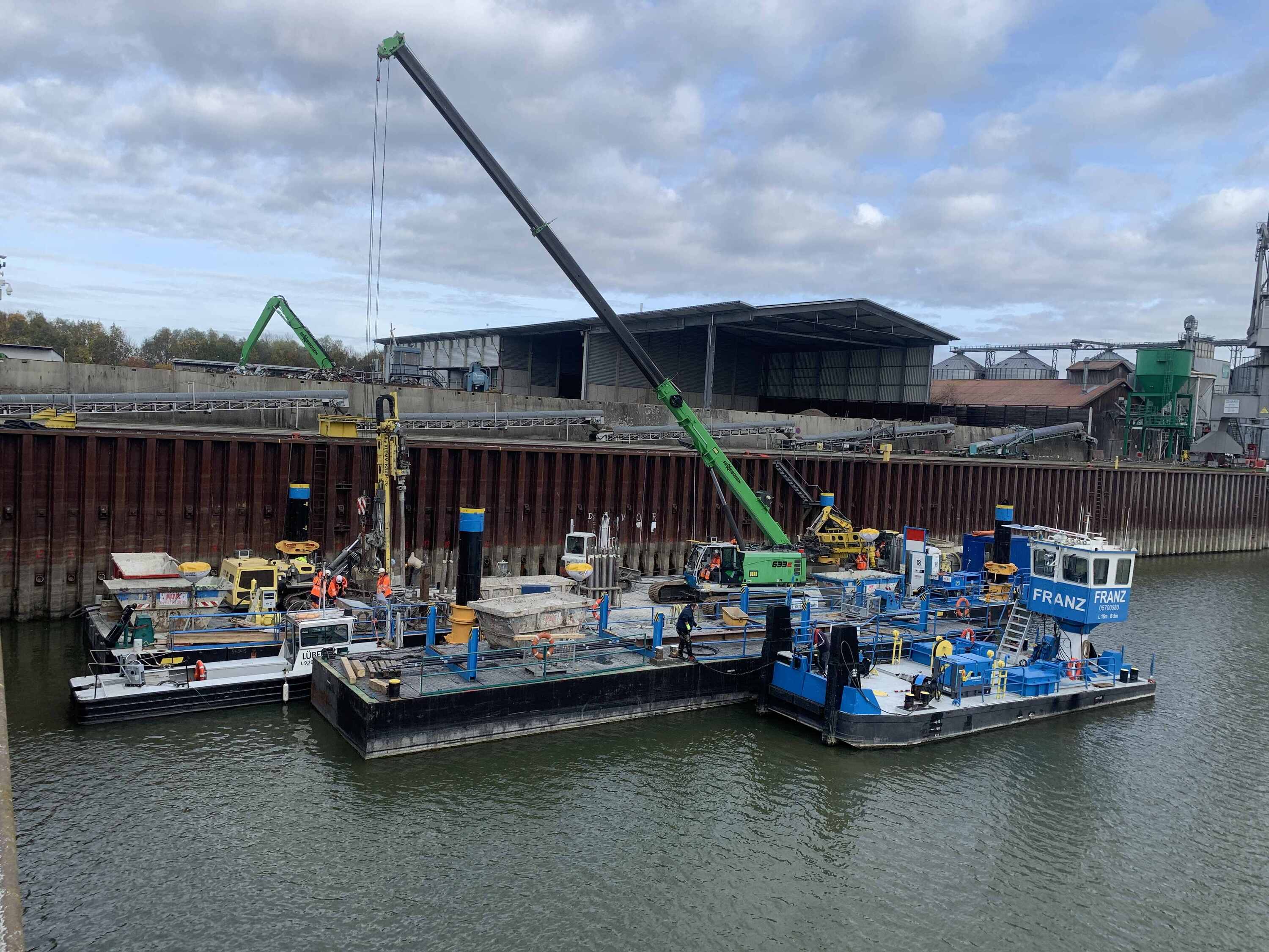 Daueranker im Hafen Straubing: Nachhaltige Baustelle im Spezialtiefbau von der DGNB zertifiziert (Die Bildrechte liegen bei dem Verfasser der Mitteilung.)