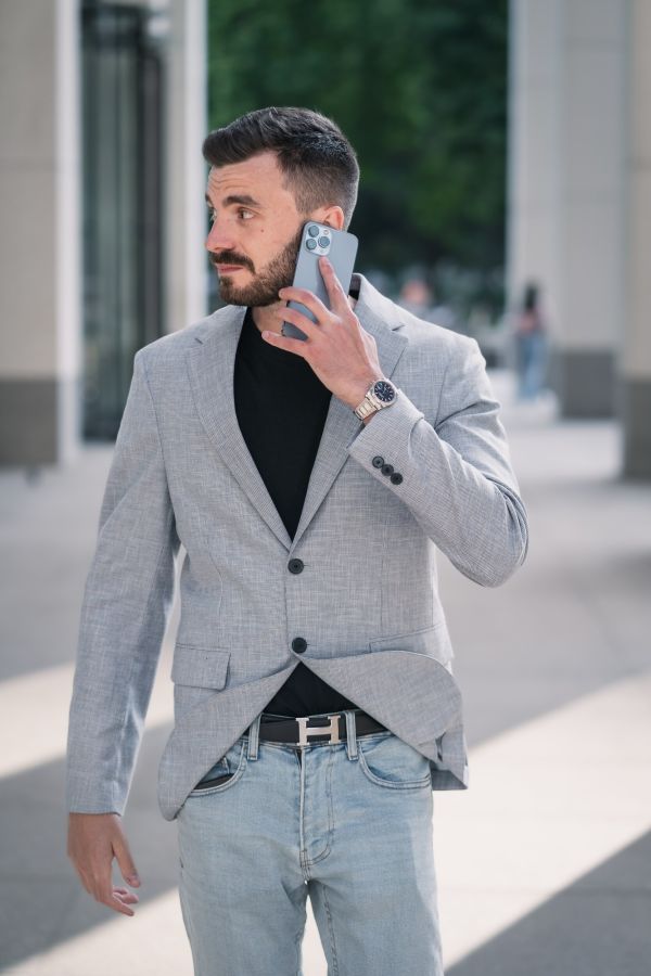 Copywriter gesucht: Jakob Kiender bildet Fachkräfte mit strategischem Blick aus. (© )