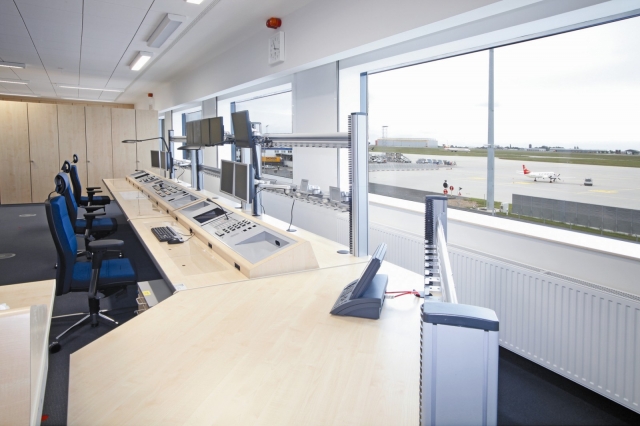 Neue Leitstellenausstattung für Leipzig/Halle Airport