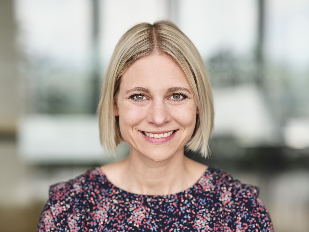 ARAG Expertin Jennifer Kallweitüber heiße Wohnungen und hitzige Vermieter (Die Bildrechte liegen bei dem Verfasser der Mitteilung.)