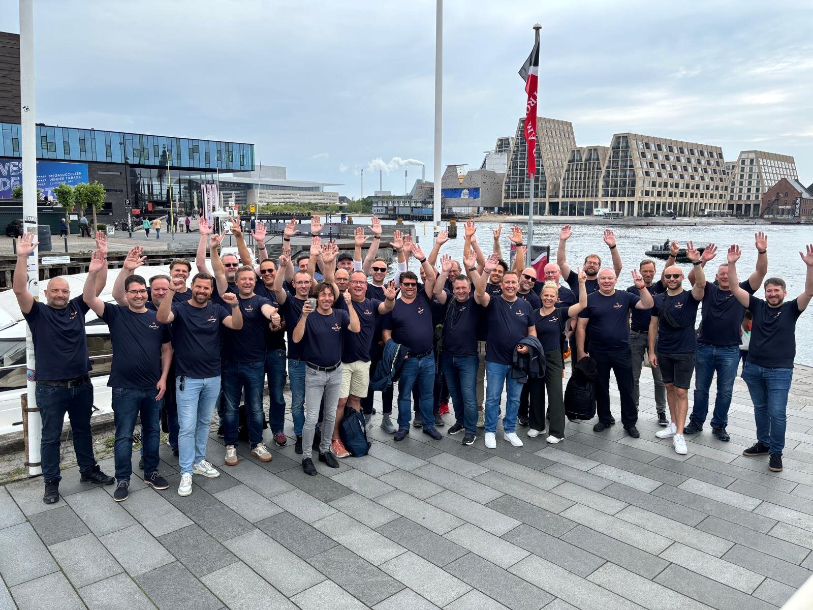 STARFACE versammelte seine erfolgreichsten Partner zum exklusiven Sommerincentive in Kopenhagen. (Die Bildrechte liegen bei dem Verfasser der Mitteilung.) STARFACE versammelte seine erfolgreichsten Partner zum exklusiven Sommerincentive in Kopenhagen. (Die Bildrechte liegen bei dem Verfasser der Mitteilung.)