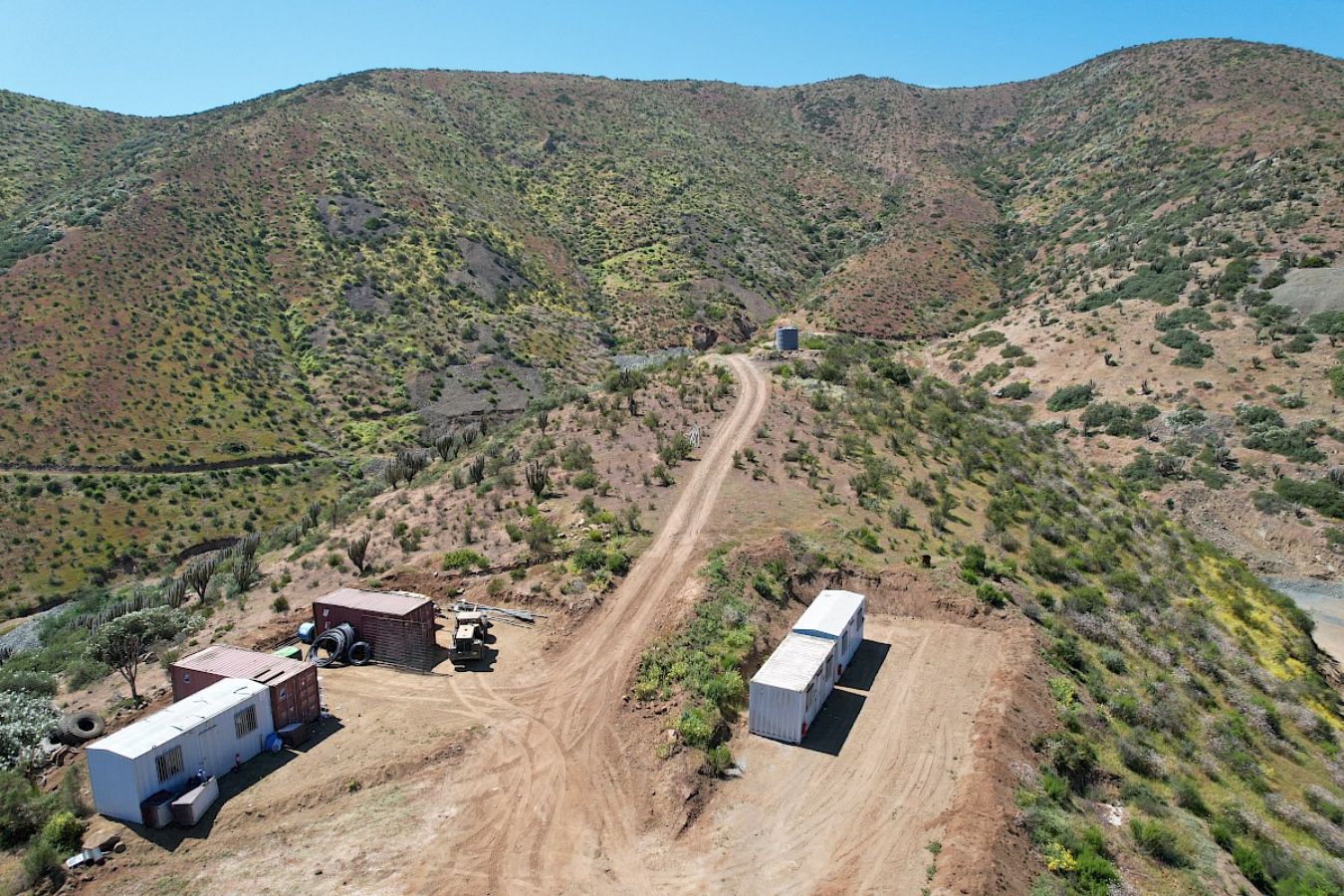 Auf dem Geländer der Santa Beatriz-Mine; Quelle: Altiplano Metals Auf dem Geländer der Santa Beatriz-Mine; Quelle: Altiplano Metals