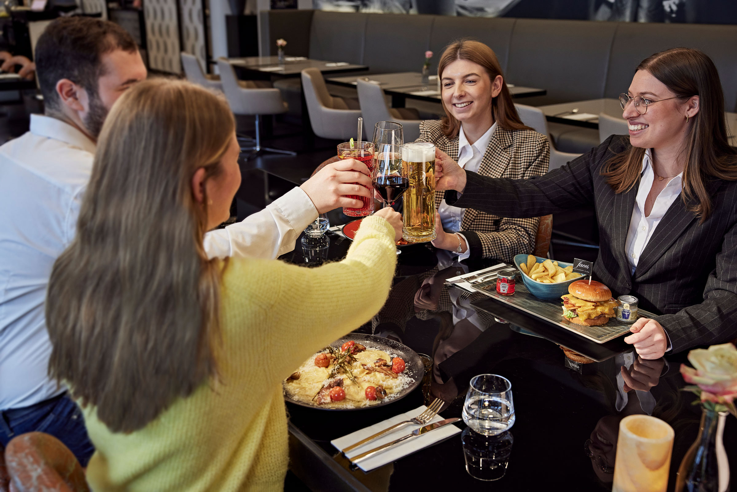 LÉGÈRE HOTEL Bielefeld mit abwechslungsreichem Veranstaltungsprogramm (Die Bildrechte liegen bei dem Verfasser der Mitteilung.) LÉGÈRE HOTEL Bielefeld mit abwechslungsreichem Veranstaltungsprogramm (Die Bildrechte liegen bei dem Verfasser der Mitteilung.)