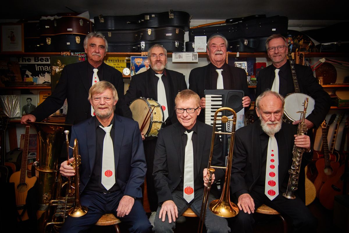 Red Onion Jazz Company (© Red Onion) Red Onion Jazz Company (© Red Onion)
