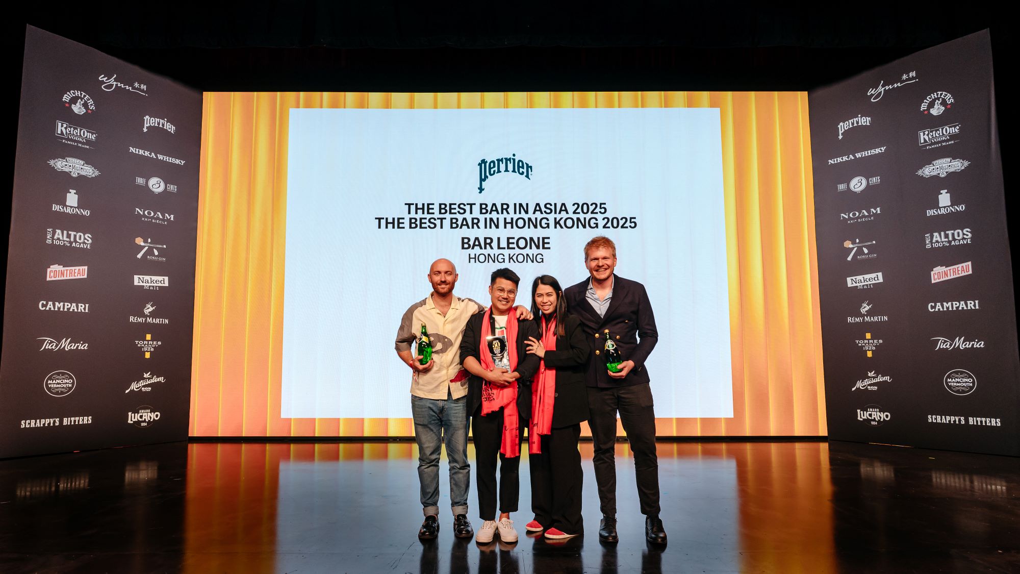 Asia's 50 Best Bars Award (Bildquelle: Asia’s 50 Best Bars) Asia's 50 Best Bars Award (Bildquelle: Asia’s 50 Best Bars)