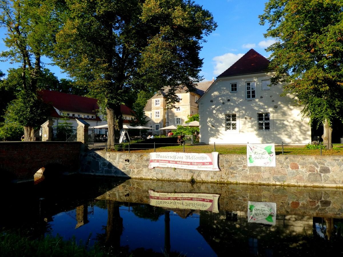 Top-Events und Angebote im August auf Wasserschloss Mellenthin (© Ralph Kähne) Top-Events und Angebote im August auf Wasserschloss Mellenthin (© Ralph Kähne)