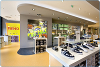 Schuhfilialist RENO kassiert wieder mit easycash