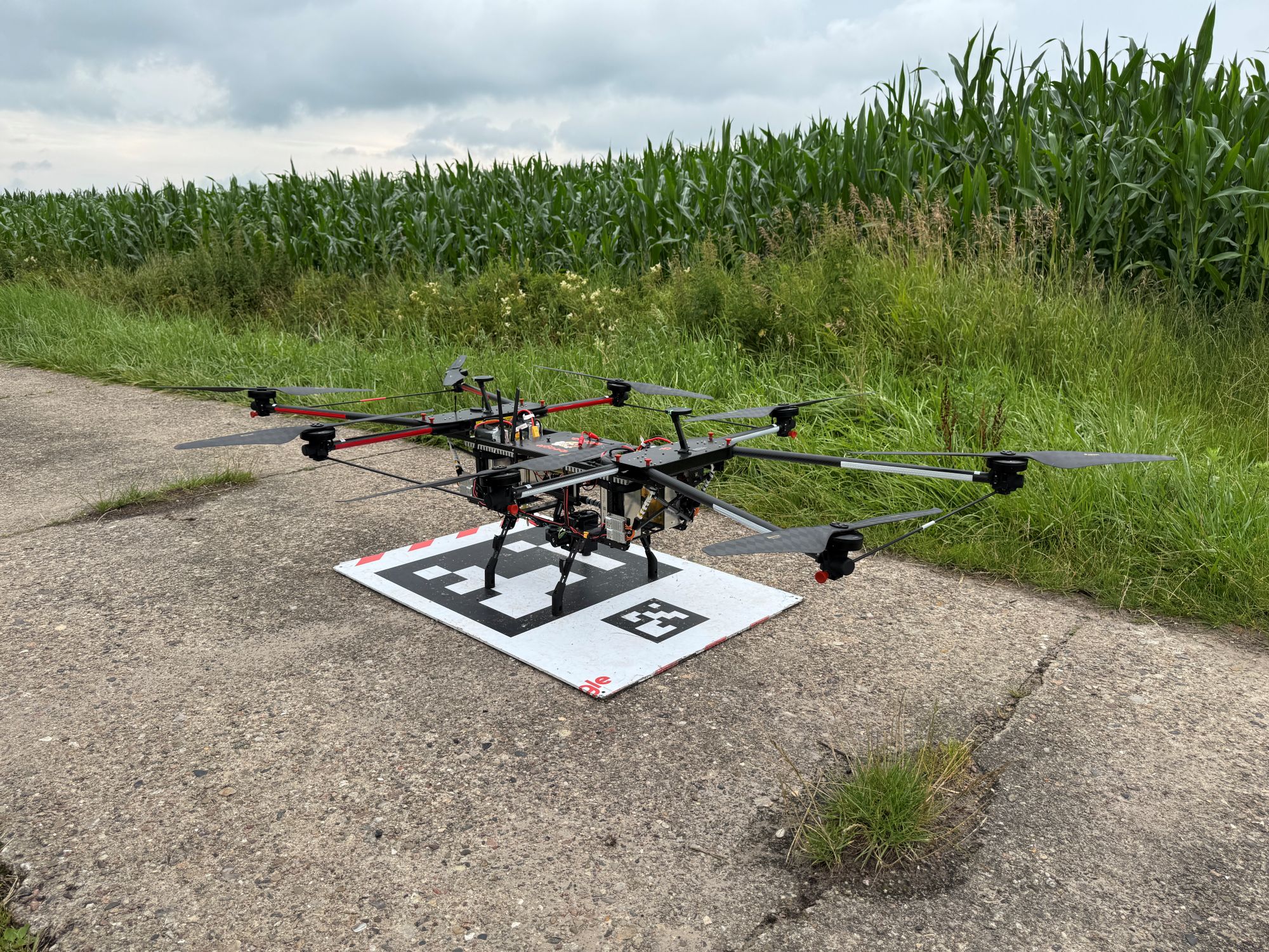 Mit einer speziellen Drohne von Beagle Systems überprüft HanseWerk-Tochter SH Netz ab ihr Hochdruck-Gasnetz Mit einer speziellen Drohne von Beagle Systems überprüft HanseWerk-Tochter SH Netz ab ihr Hochdruck-Gasnetz