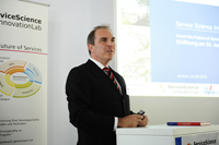 Dr. Gerhard Gudergan, Leiter Service-Science-Innovation-Lab Dr. Gerhard Gudergan, Leiter Service-Science-Innovation-Lab
