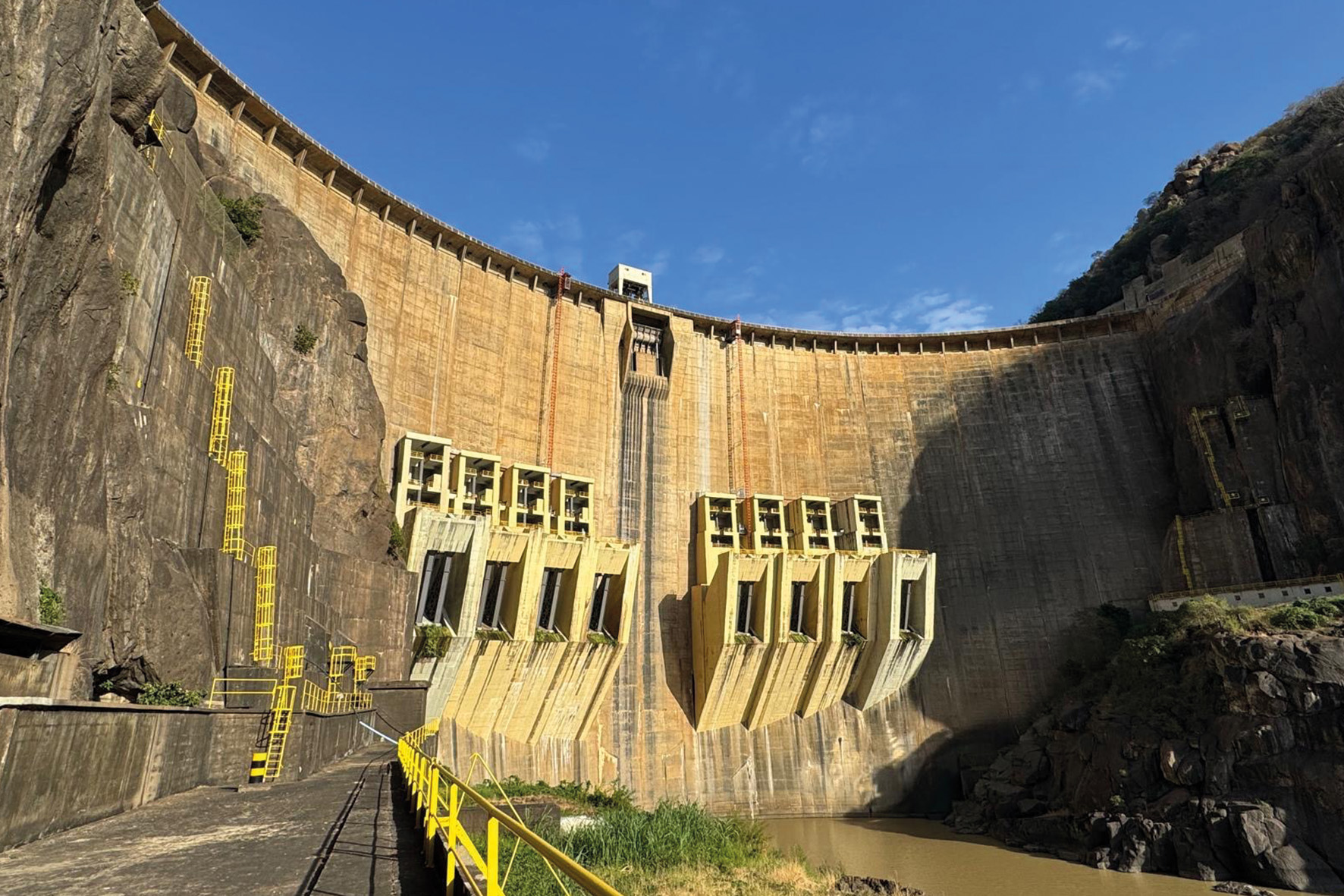 Die Generatoren im Cahora-Bassa-Staudamm sind ein wichtiger Eckpfeiler der Energieversorgung von Mosambik.