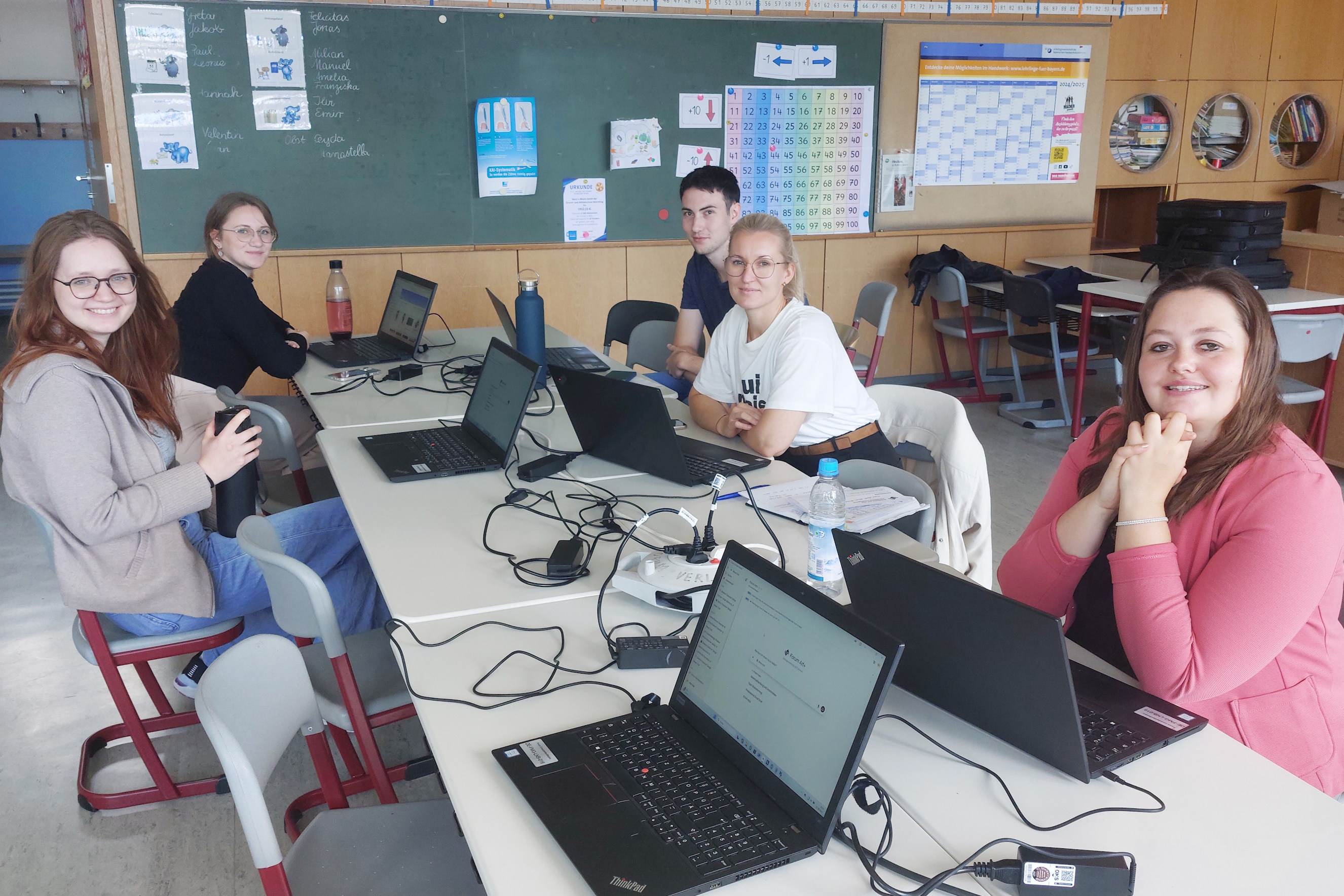 Das FORUM-Team bot ein begeisterndes KI-Projekt für Kinder an. (Die Bildrechte liegen bei dem Verfasser der Mitteilung.)
