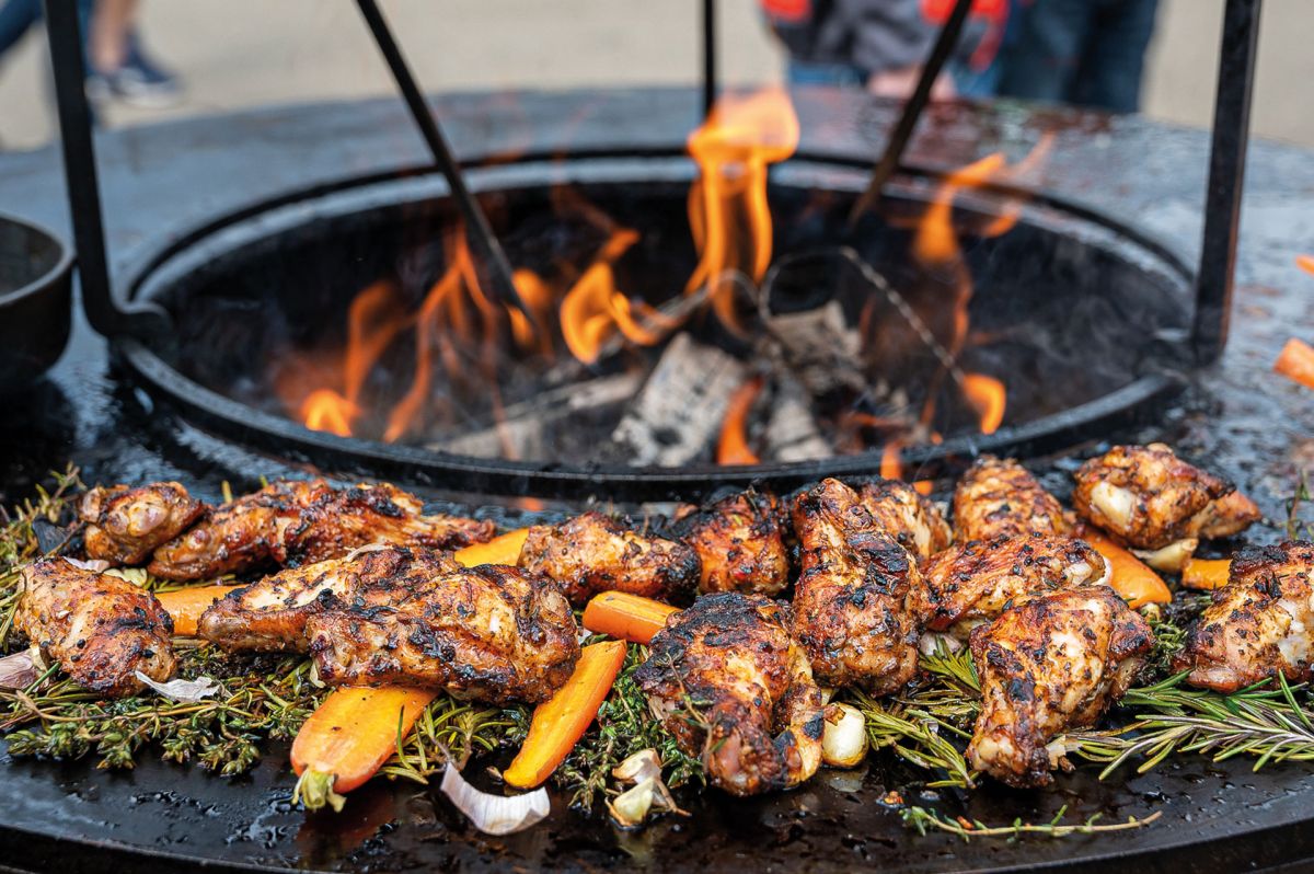 Die FIRE&FOOD BBQ NIGHT ist das kulinarische Highlight der BBQ WEEK in Köln (© FIRE&FOOD Verlag GmbH)