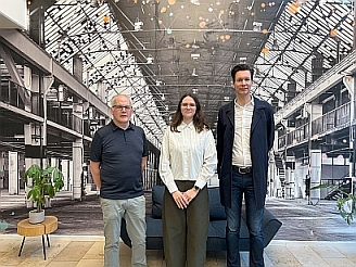 : v.l.n.r.: Manfred Voß, Paola Galwas und Stefan Schulz; Rechte: Factory Campus : v.l.n.r.: Manfred Voß, Paola Galwas und Stefan Schulz; Rechte: Factory Campus
