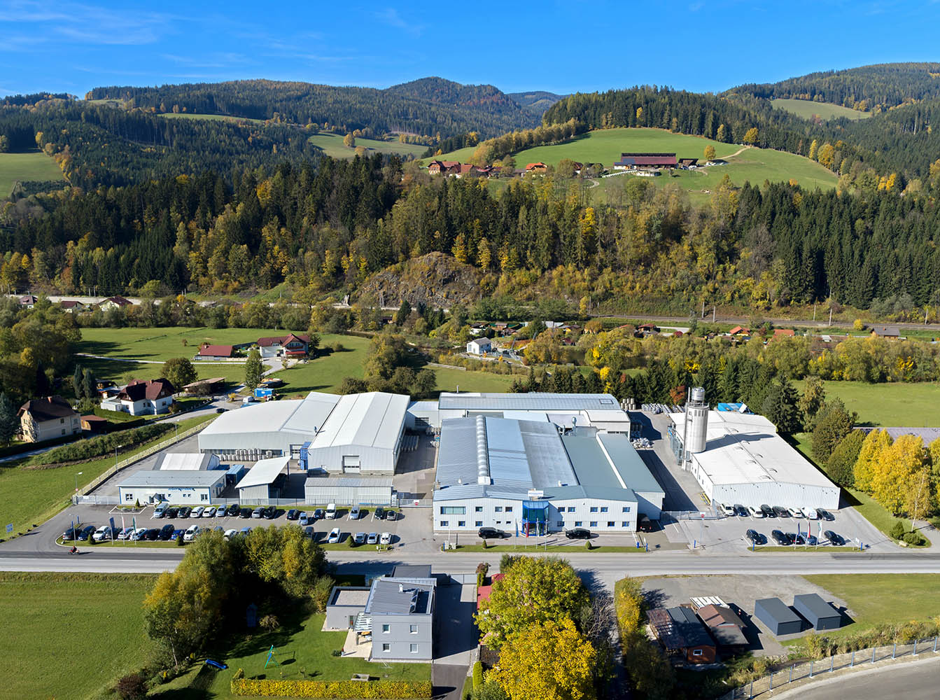 Der Hauptsitz der Automationstechnik GmbH imösterreichischen Langenwang. (Die Bildrechte liegen bei dem Verfasser der Mitteilung.) Der Hauptsitz der Automationstechnik GmbH imösterreichischen Langenwang. (Die Bildrechte liegen bei dem Verfasser der Mitteilung.)