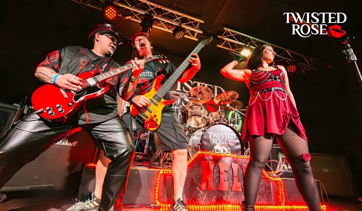 Twisted Rose Live (© Manuela Waluga)