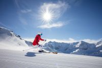 Ski fahren auf den tollen Skipisten