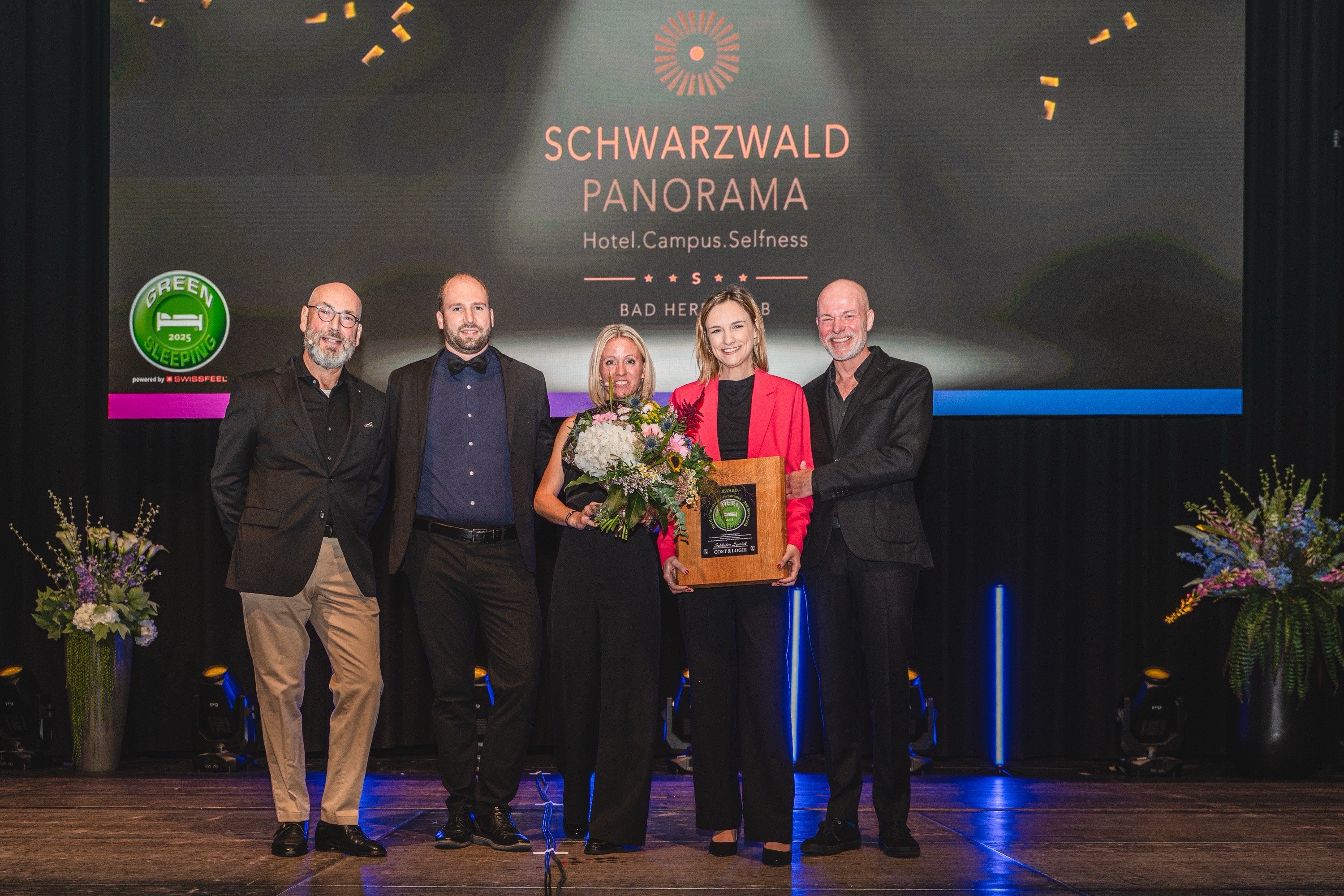 Preisverleihung Green Sleeping Award im Rahmen der Abendveranstaltung des HSMAday der HSMA Deutschland e.V. durch Jens Rosenbaum.