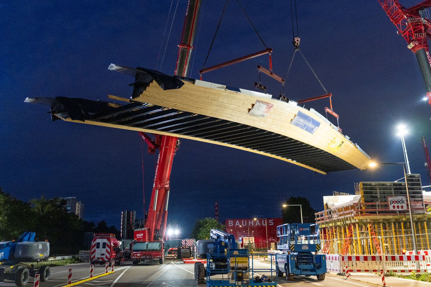 Mit rund 45 Metern ist der Mannheimer Franklin-Steg die längste integrale Holzbrücke der Welt. ©ERKAN SEZER PHOTOGRAPHY