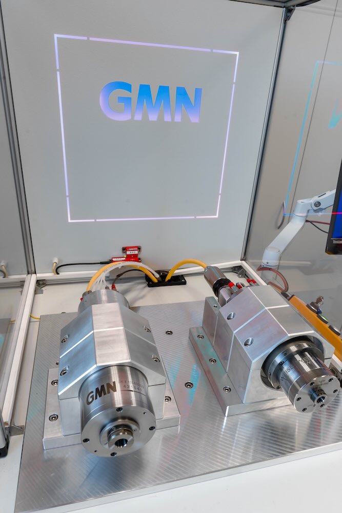 Auf der EMO waren Schleifspindeln von GMN und von Weiss mit IDEA-4S zu sehen (Foto: GMN).