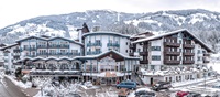 Verschneites Wohlfühlhotel Schiestl