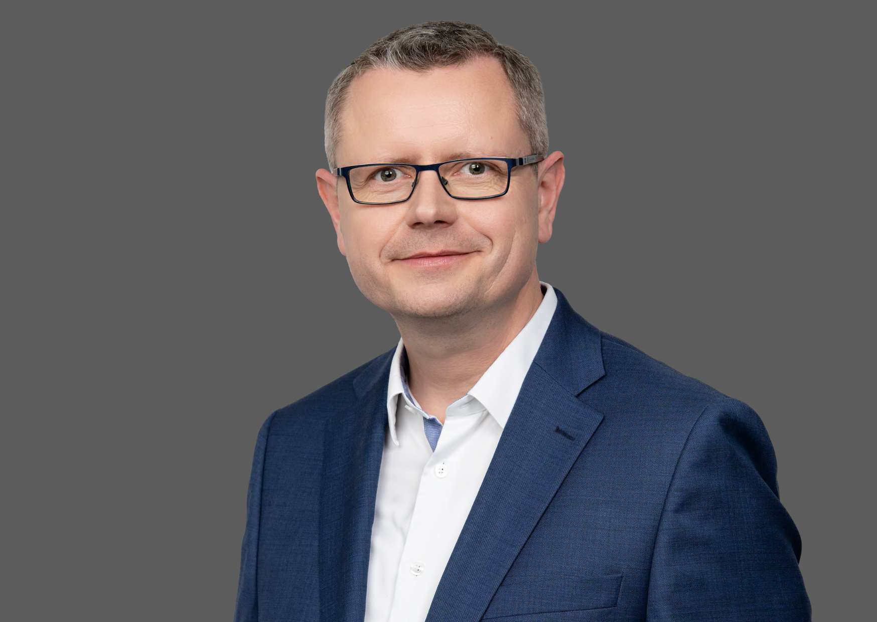 Robert Vitye, CEO SOLIT Gruppe:"Physisches Gold digital zugänglich machen - dafür steht flexgold." (Bildquelle: @SOLIT) Robert Vitye, CEO SOLIT Gruppe:"Physisches Gold digital zugänglich machen - dafür steht flexgold." (Bildquelle: @SOLIT)