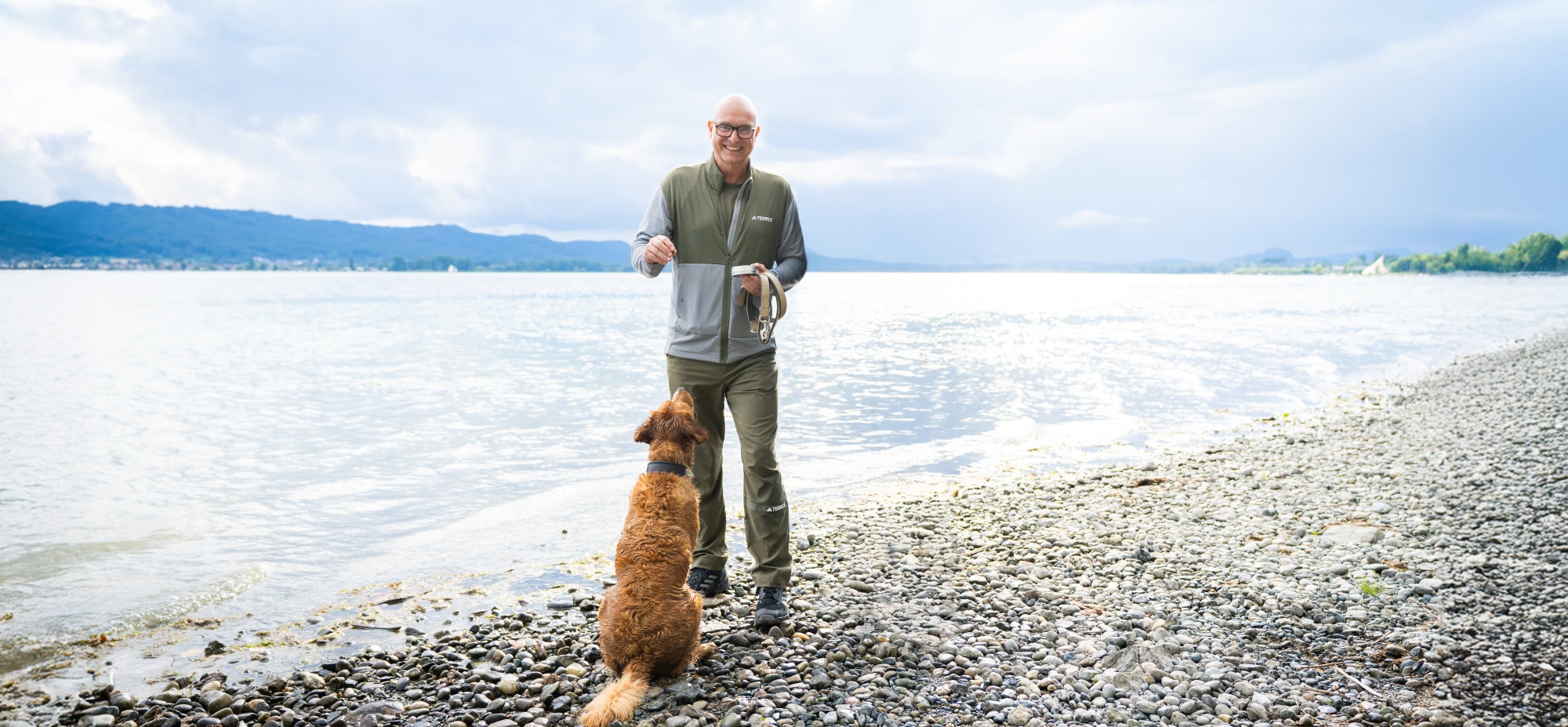 Frank Buschmann mit Pebbles zu Besuch am Bodensee (Die Bildrechte liegen bei dem Verfasser der Mitteilung.) Frank Buschmann mit Pebbles zu Besuch am Bodensee (Die Bildrechte liegen bei dem Verfasser der Mitteilung.)