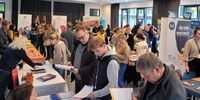 AUF IN DIE WELT Messe in Hamburg – Viel Interesse am Auslandsjahr (Stiftung Völkerverständigung) AUF IN DIE WELT Messe in Hamburg – Viel Interesse am Auslandsjahr (Stiftung Völkerverständigung)