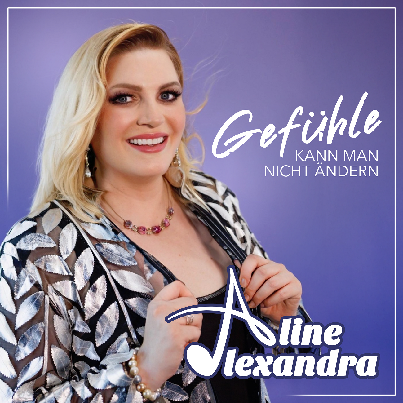 Aline Alexandra Aline Alexandra